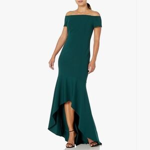 Calvin Klein Malachite Green Off-Shoulder High-Low Gown Size 2